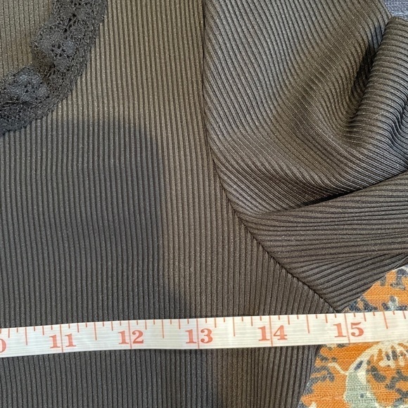 ROMWE Black Top Long Sleeve Size XS - Picture 6 of 12